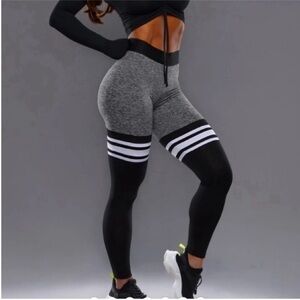 Bombshell Sportswear Black/Gray Thigh High Leggings Small